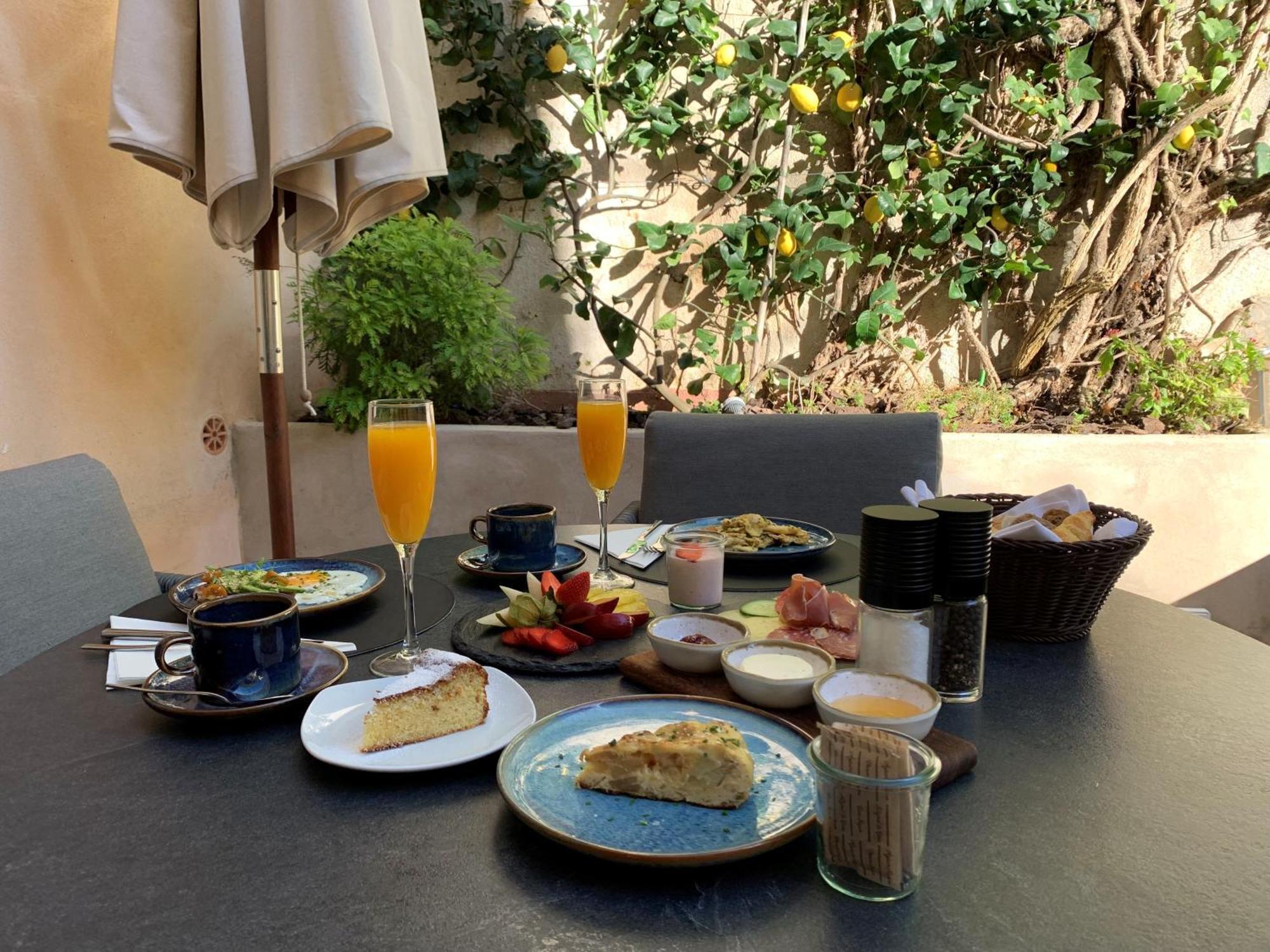 Hotel & Restaurant Jardi D'ارتا المظهر الخارجي الصورة