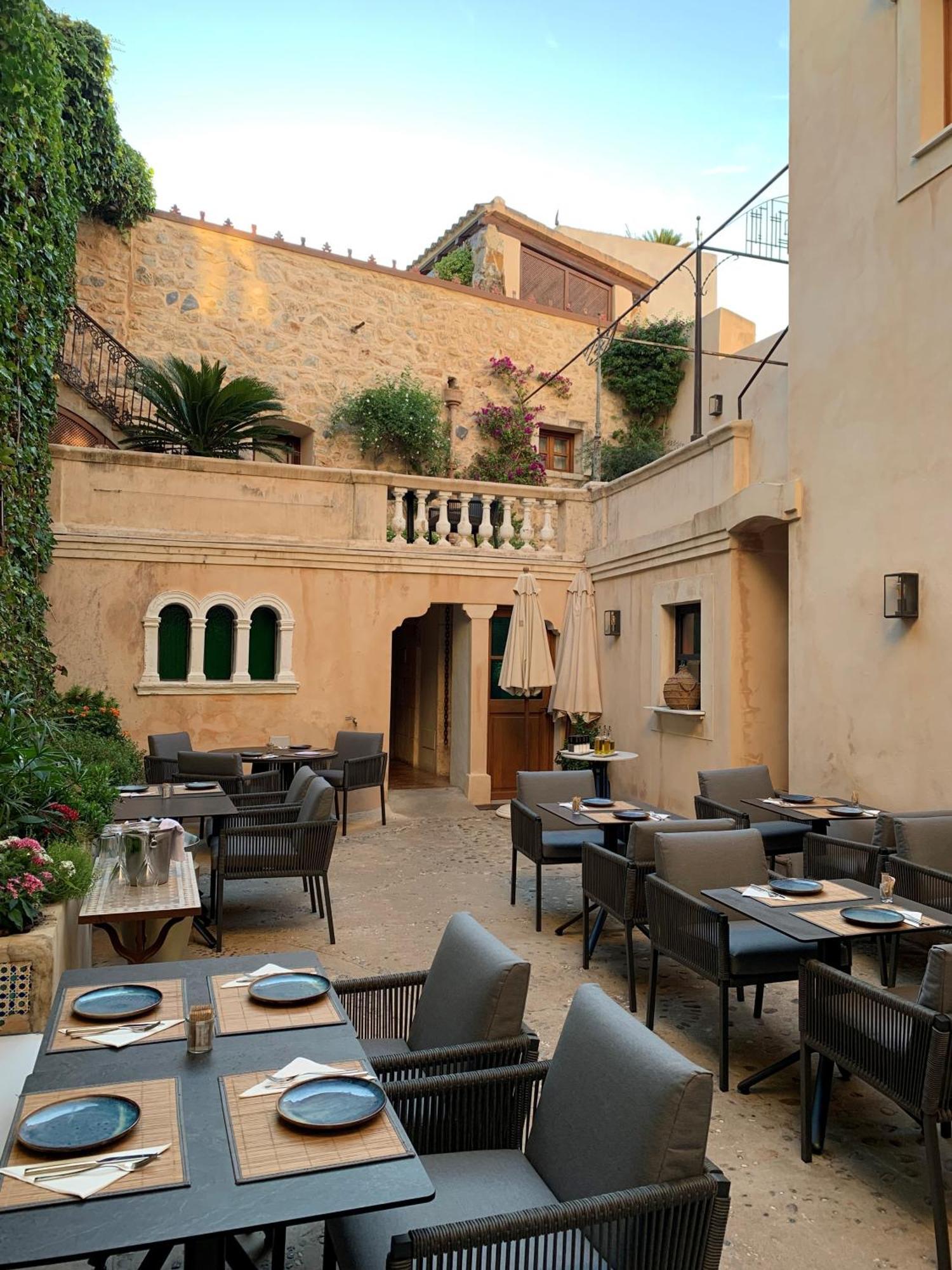 Hotel & Restaurant Jardi D'ارتا المظهر الخارجي الصورة